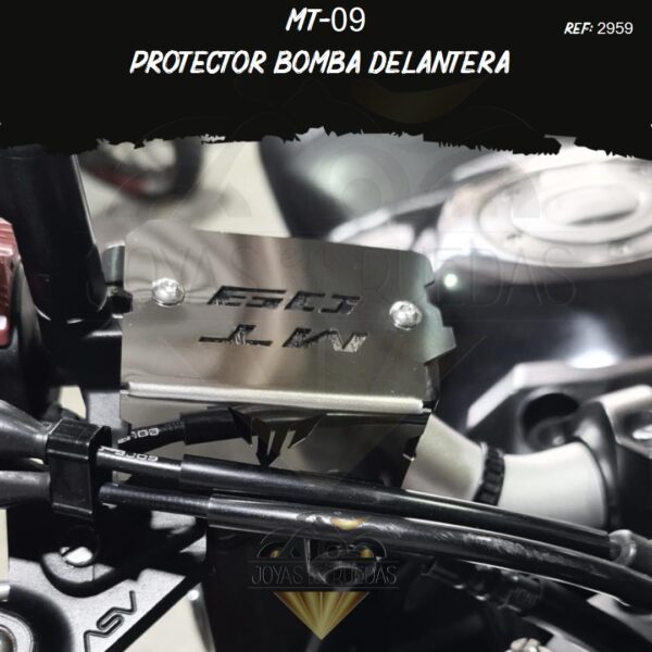 accesorio MT-09 protector bomba delantera