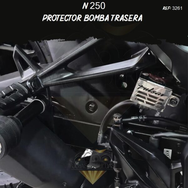 motos N 250 protector bomba trasera