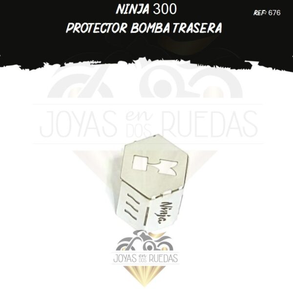 motos Ninja 300 protector bomba trasera
