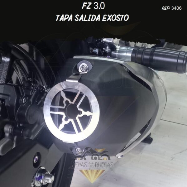 pieza FZ 3.0 tapa salida exosto